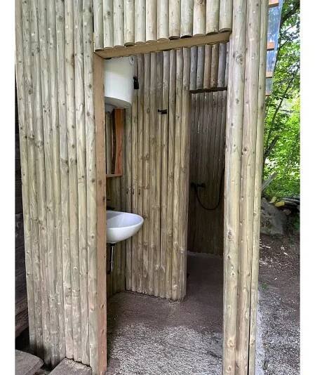 Glamping Návary – lesní ráj | Rybářskádovolená.cz