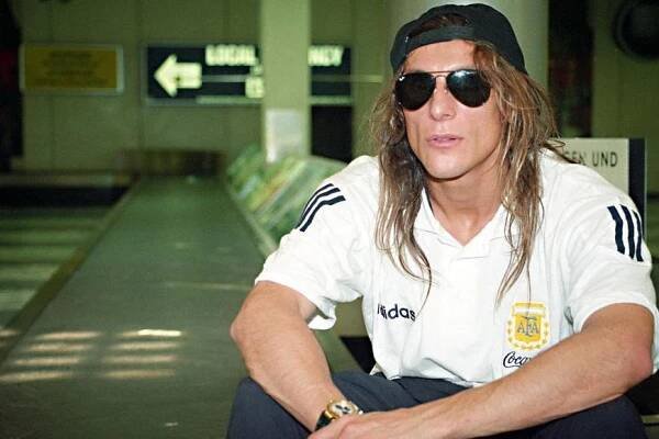 Blázen s posvěcením od boha. Caniggia si dodnes myslí, že mu vzali titul mistra světa | Football Club