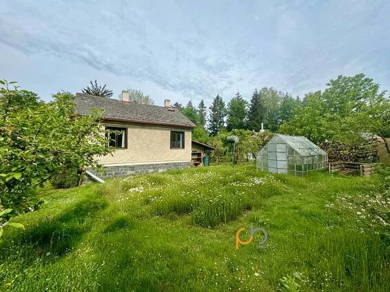 Prodej chaty 3+1, pozemek 532 m2, Pyšely okr. Benešov – Barvínek Reality
