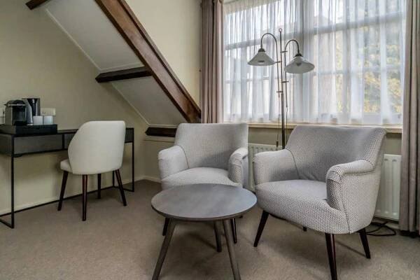 Luxury historic room | Hostellerie Schuddebeurs