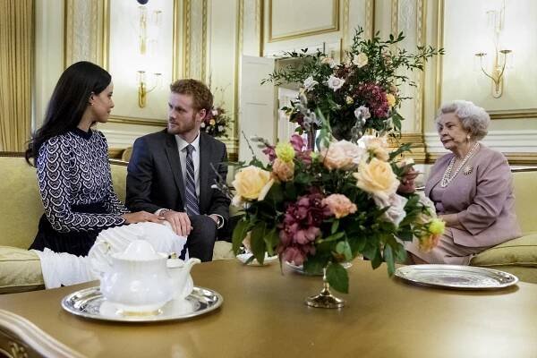 Parisa Fitz-Henley, Murray Fraser - Harry a Meghan: Královská romance - Z filmu