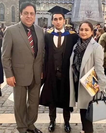 Hamza Sohail Father Sohail Ahmed and Mother 