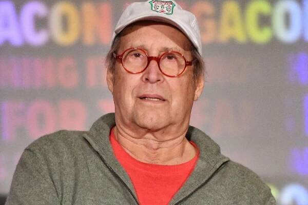 Saturday Night director Jason Reitman says Chevy Chase told him 'you should be embarrassed' of his SNL movie