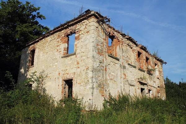 Soubor:Zámeček, Bažantnice u Loukova.jpg