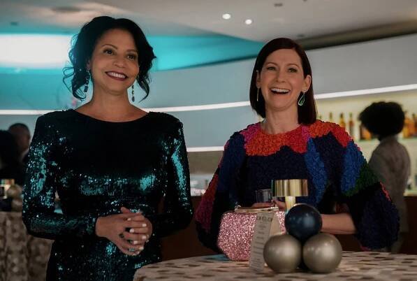 Gloria Reuben, Carrie Preston - Elsbeth - Love Knocked Off - Z filmu