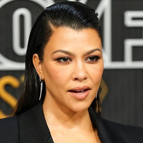 Kourtney Kardashian Found the Cutest Way to Wear Butter Yellow Nails