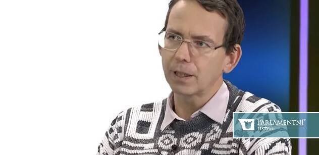 Podporovat Ukrajinu, solidarita, nabádal v rádiu Vystrčil. Poslouchal to profesor Drulák a neudržel se...