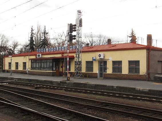 Soubor:Brno, Královo Pole, Budovcova, železniční stanice (06).jpg – Wikipedie