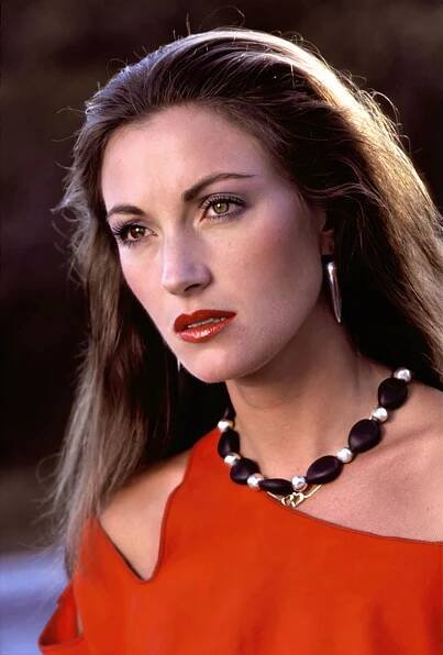 Nestárnoucí Jane Seymour nikdy nedržela dietu a Ozempic neuznává! Jak to dělá, že má od puberty stále velikost S