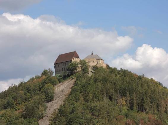 Hrad Žebrák – www.kissak.cz