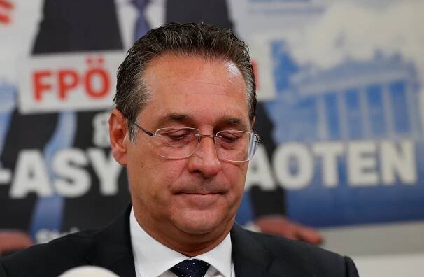 Šéf rakouských svobodných (FPÖ) Heinz-Christian Strache | iROZHLAS - spolehlivé zprávy