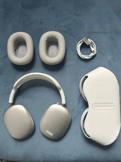 Sluchátka Apple AirPods Max (2024) - Apple Bazar