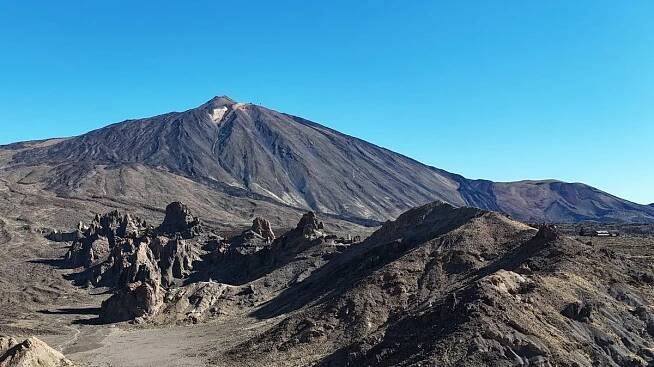 Jak jsem vylezl na sopku Pico del Teide, nejvyšší vrchol Španělska - Médium.cz