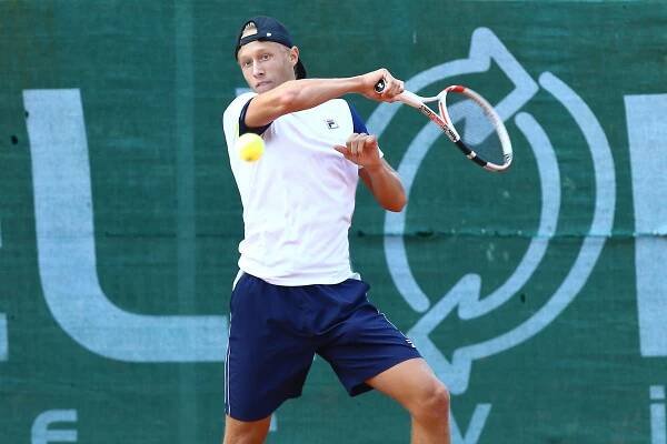 Borg už zase vítězí. Syn legendárního otce má první skalp na okruhu ATP