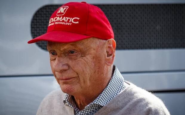Galerie: Niki Lauda je ve vážném stavu v nemocnici. Podstoupil transplantaci plic - Galerie - Echo24.cz