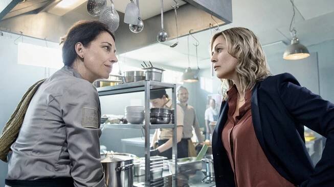 Hotel Mondial - Nachts im Hotel - Z filmu - Agnes Mann, Gesine Cukrowski