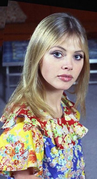 Soubor:Britt Ekland 3 Allan Warren.jpg