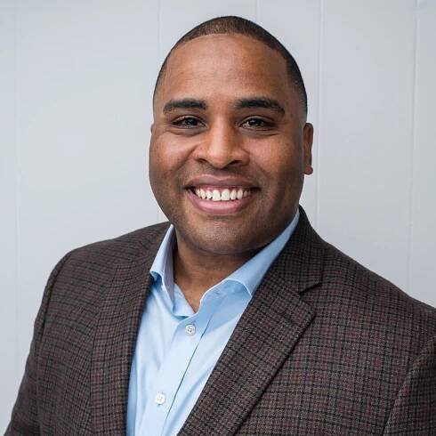 40 Under 40 Headshots (31)