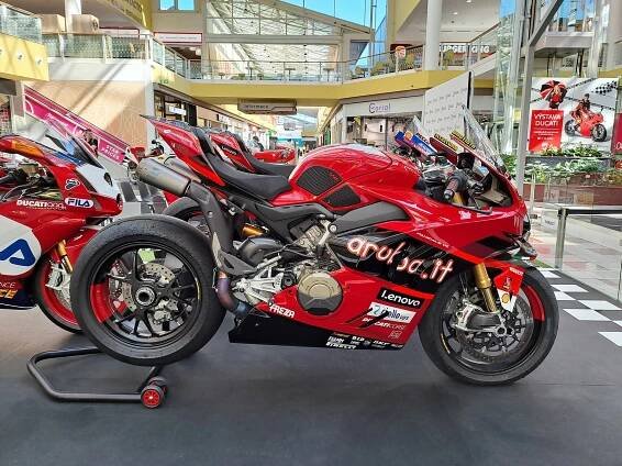 Speciál MotoGP vzdává hold Rossimu: ozdoba nové výstavy motorek v Olympii u Brna