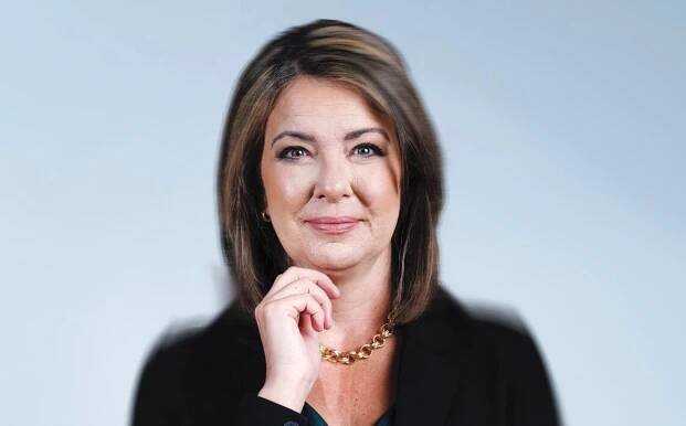 The Unsteady Reign of Danielle Smith - Macleans.ca