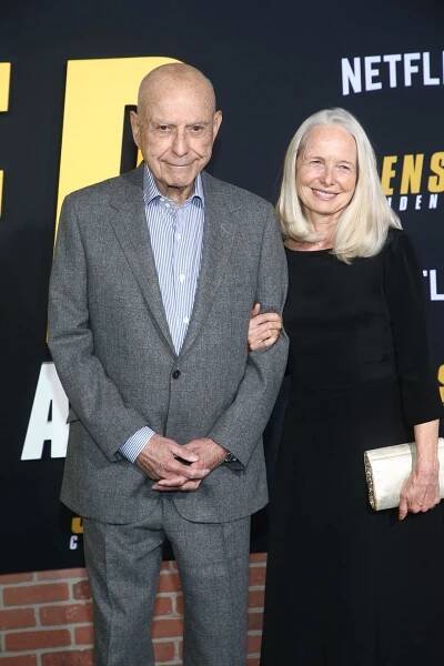 Alar Arkin s manželkou, Los Angeles 2020 - Alan Arkin (3/4)