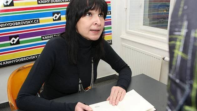 OBRAZEM. Simona Monyová představila novou knihu