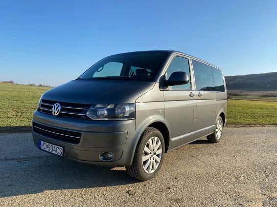 VW MULTIVAN 2.0 TDI Highline 4x4 - Slovensko