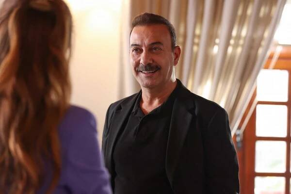 Kendi Düşen Ağlamaz - Hani ayrıydı dünyalarımız - Z filmu - Hakan Yilmaz