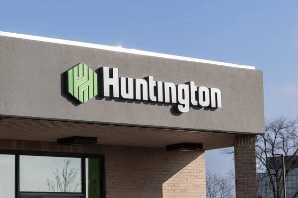 SOLD! NNN Huntington National Bank