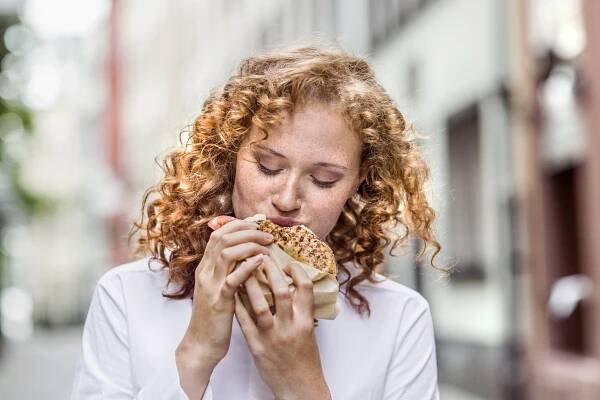How Hunger Hormones Affect You (and How to Control Them)