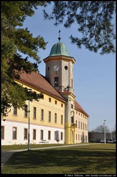 Hrady, tvrze, zámky a zříceniny – Fotografie z roku 2025 – 7.část / hrady-zriceniny.cz
