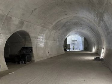 Video: Metro D se staví už dva roky, k dokončení první části zbývá ještě sedm let