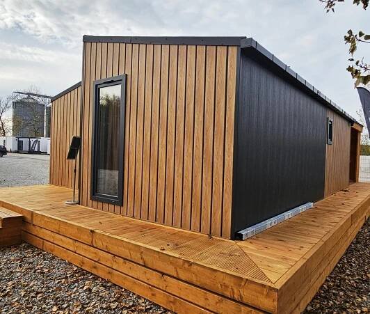 mobilní dvojdům Villa Alpina 8 x 4m + terasy | Mobilní Domy Levně