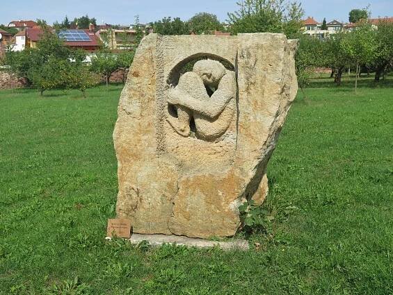 Letovice – pískovcové sochy a... - Odpočinkové místo
