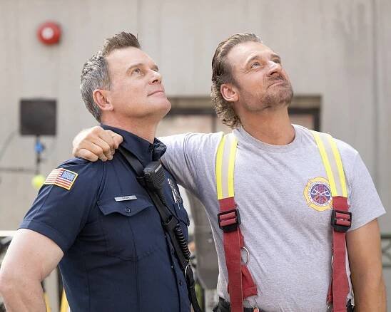 Peter Krause, Callum Blue - Záchranáři L. A. - Hotshots - Z filmu