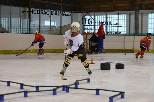 Víceúčelový kemp / Bílina - 12.2.2017 - Hokejová škola | SKILLS HOCKEY | Tomáš Hadrava