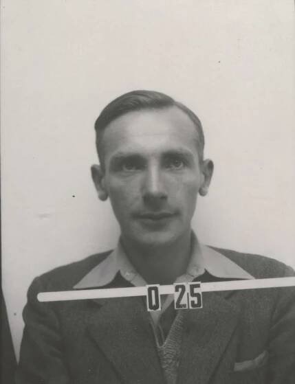 File:Joseph Rotblat Los Alamos identity badge photo.jpg - Wikimedia Commons
