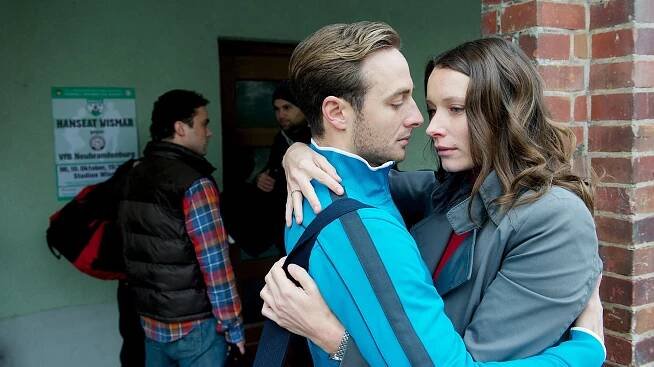 SOKO Wismar - Abpfiff - Z filmu - Gabriel Raab, Kathrin Kühnel