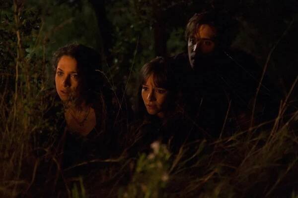 SUMMER CAMP, from left: Maiara Walsh, Jocelin Donahue, Diego Boneta, 2015. © Pantelion Films