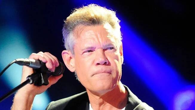 Zpěvák a herec Randy Travis (54) prodělal mozkovou mrtvici: Jeho stav je vážný!