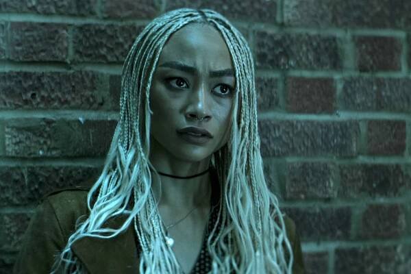 YOU Season 4 TV STILLS You. Tati Gabrielle as Marienne in episode 401 of You. Cr. Courtesy of Netflix © 2022