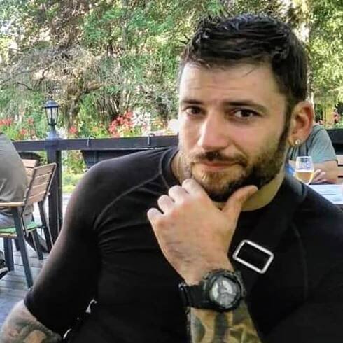 Herec Stanislav Janevski alias Viktor Krum z Harryho Pottera.