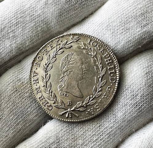 Stříbrný 20 Krejcar Josef II. 1786 B, minc. Kremnice - TOP!