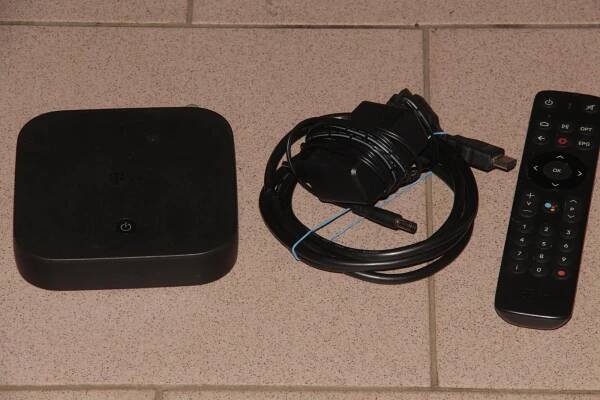 T-Mobile SET-TOP BOX Skyworth HY4403  - TV, audio, video