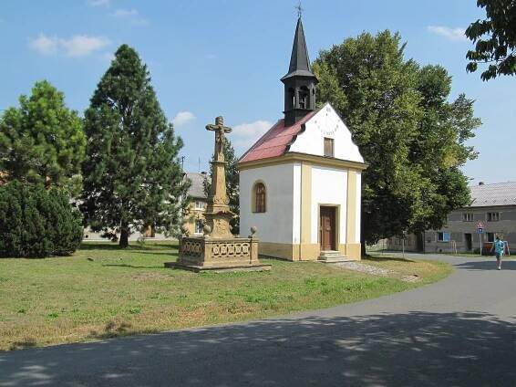 Soubor:Unčovice, kaple.jpg