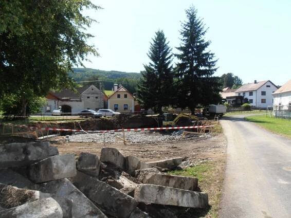 Horní Chrášťany - Oficiální stránky městyse Lhenice