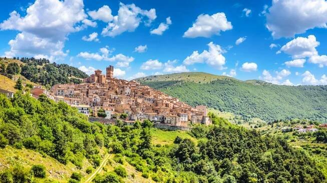 Fenomén domů za euro se vrací. Další italské město je nabízí k prodeji