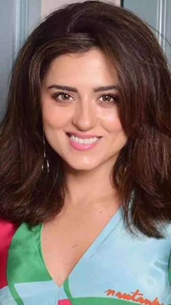 Riddhi Dogra’s blend of talent and beauty