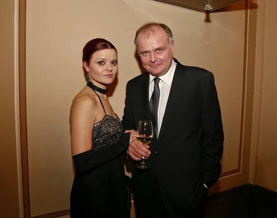 Igor Bareš s manželkou Antonií hraje i ve společném divadelním představení, 