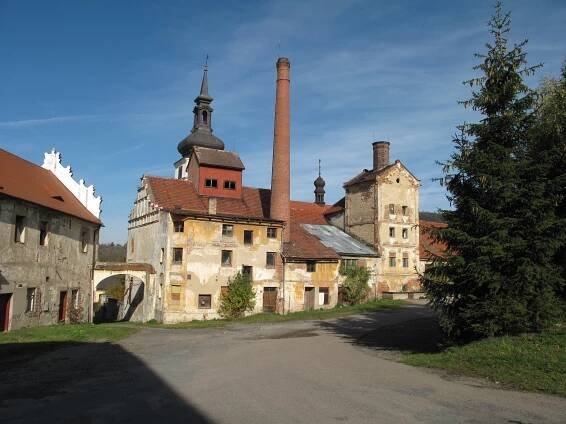 Votice, bývalý pivovar VI.jpg